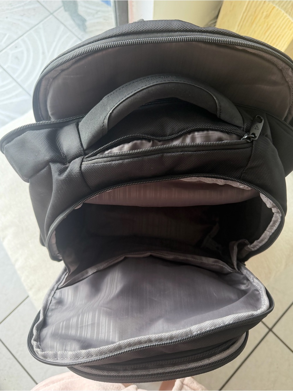 Black Samsonite Laptop Backpack - Picture 2 of 6